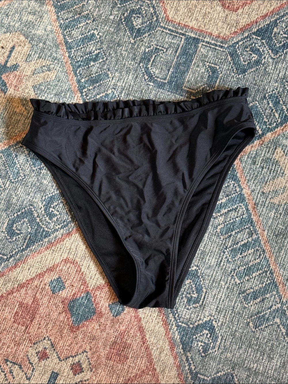 Cupshe Black High-Waist Bikini Bottom with Ruffle Waist